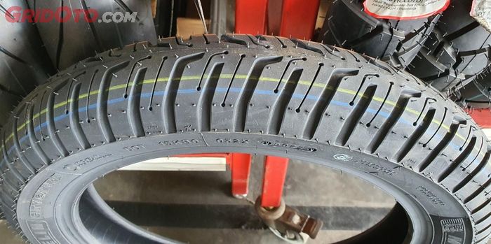 Ban motor Michelin City Extra dijual Rp 400 ribuan, apa kelebihannya ?