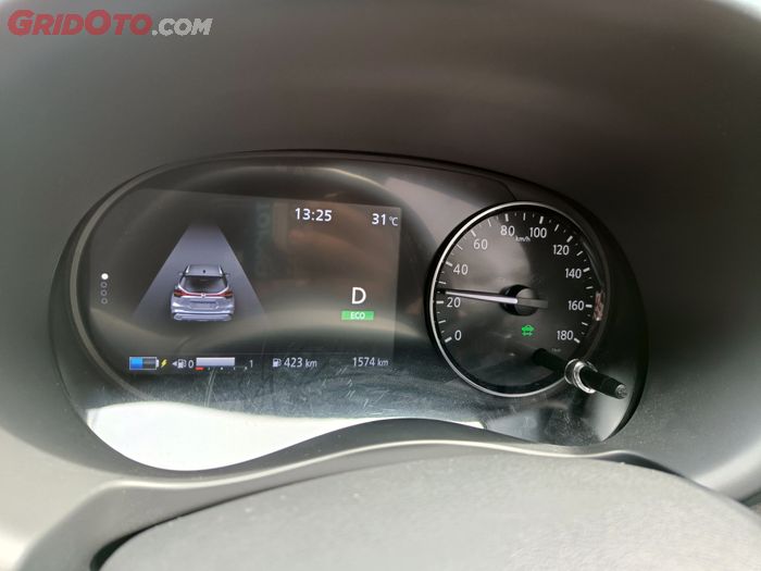 Pilihan mode berkendara di panel MID Nissan Kick E-Power