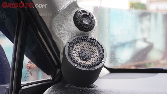 Contoh Custom Pillar A untuk Dudukan Speaker Tweeter dan Midrange di Toyota Kijang Innova Zenix