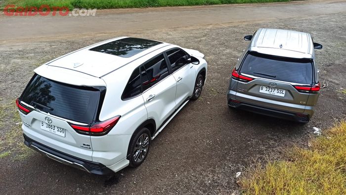 Toyota Innova Zenix Q Hybrid (kiri) dilengkapi panoramic sunroof