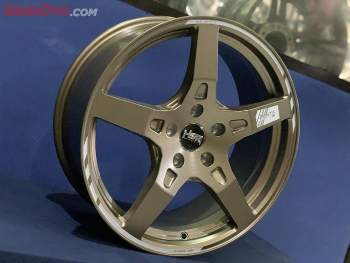 HSR Pente ring 18x8 inci buat Daihatsu Terios facelift 2023