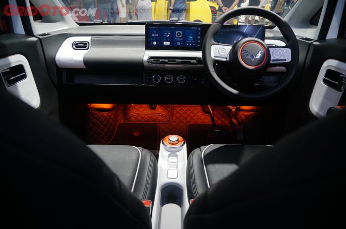 Interior Wuling Air ev modifikasi di IIMS 2023