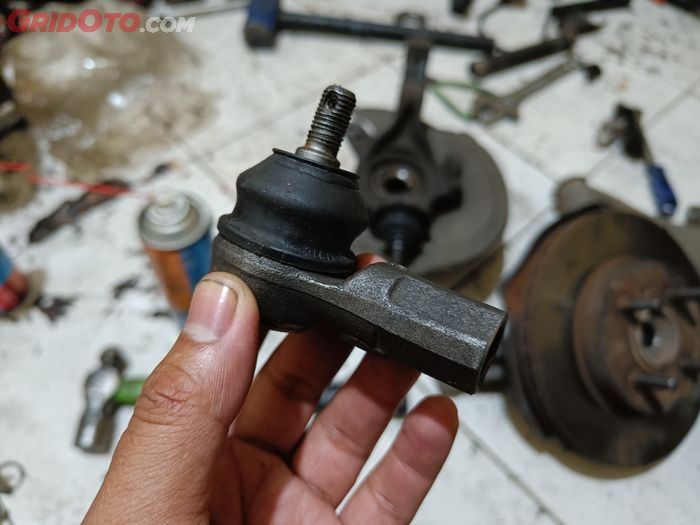 Tie rod mobil bisa diperbaiki