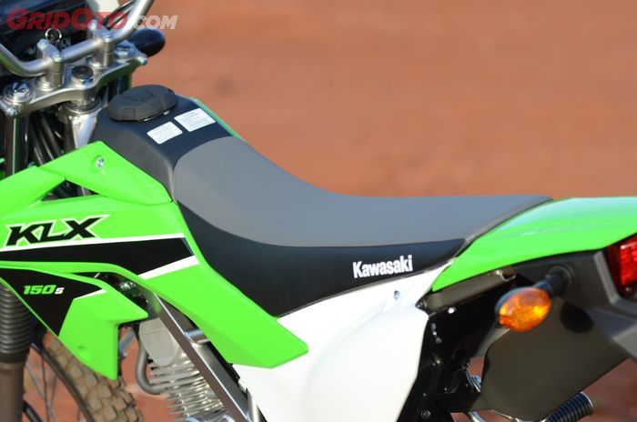 Desain jok Kawasaki KLX150 S