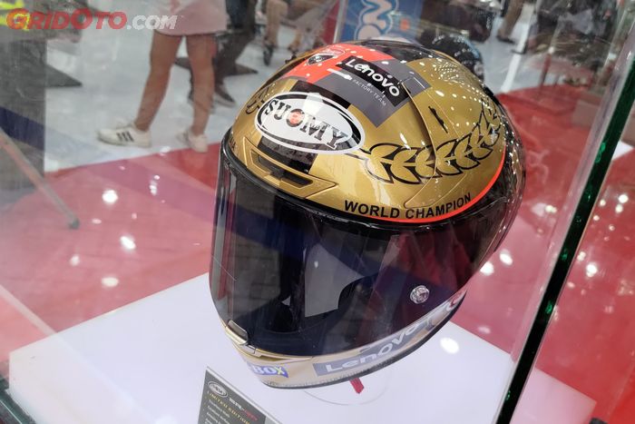 Helm Suomy SRGP Pecco World Champion 2022 Gold Limited.