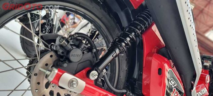 Bebek termahal di Indonesia, Honda CT125 2023 pakai suspensi belakang baru dengan 7 setelan preload