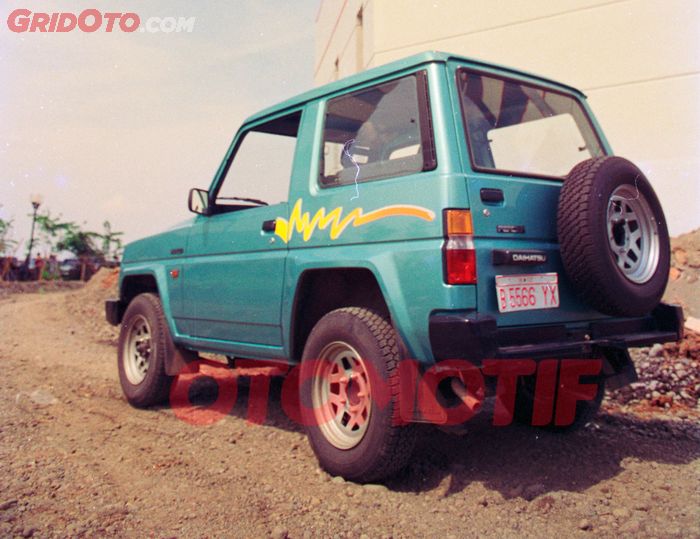 Daihatsu Feroza dijual pertama kali di Indonesia pada 1993