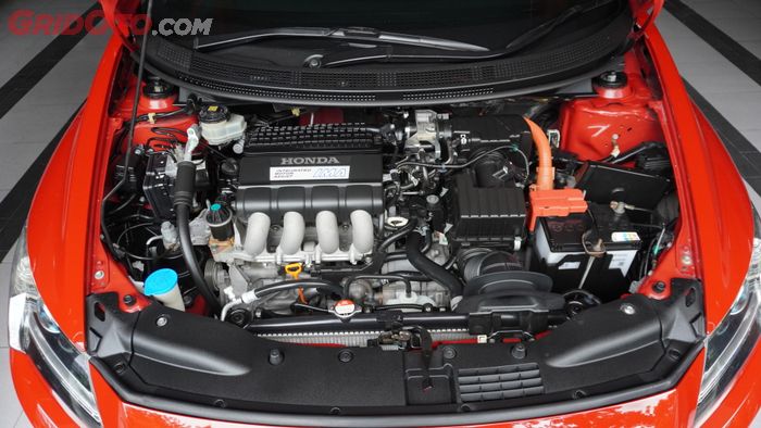 Ilustrasi aki mobil bekas