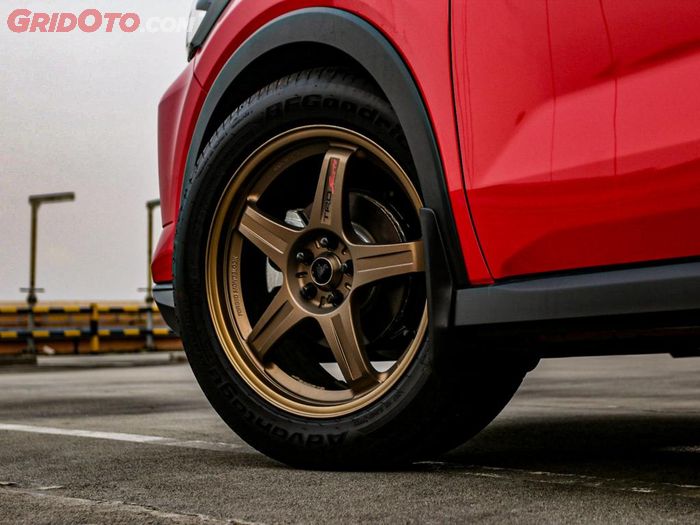 Modifikasi Toyota Raize pasang ban BF Advantage Touring ukuran profil pilih tebal