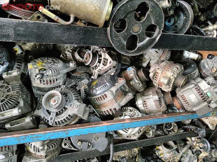 Alternator bekas ex Singapore