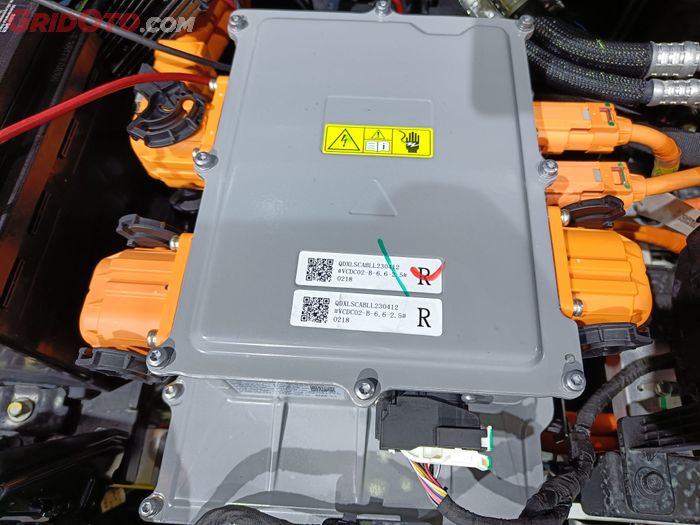 Inverter mobil listrik GWM ORA 03 di GIIAS 2022