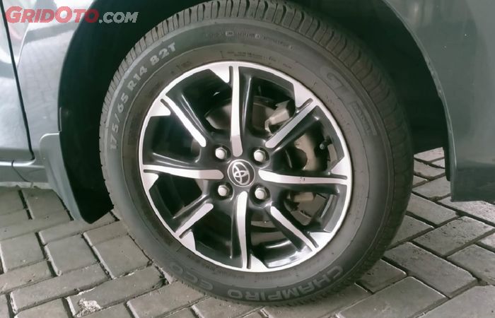Harga ban Toyota Calya Rp 500 ribuan