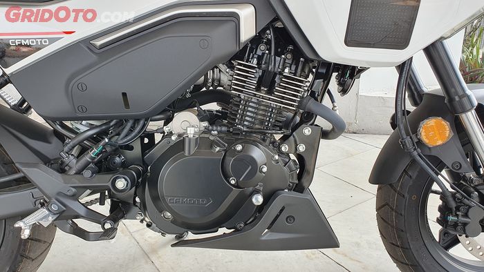 CFMoto Papio XO-1 Racer mengusung mesin 126 cc dengan girboks manual 6 percepatan