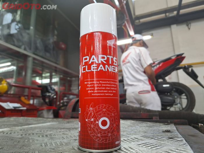 Honda Parts Cleaner sebagai pengganti bensin buat bersihkan part di AHASS 