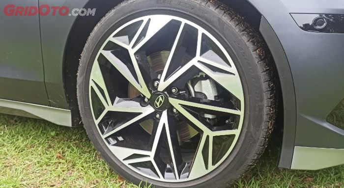Mobil listrik Hyundai IONIQ 6 pakai disk brake di semua roda