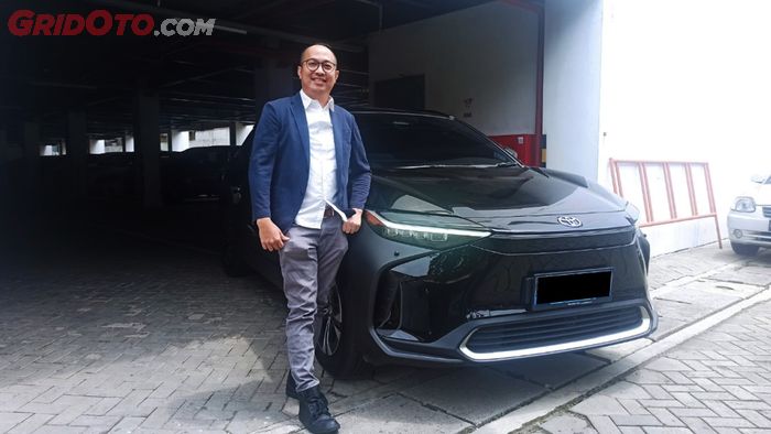 Arie Hermawan, PR Manager PT Toyota-Astra Motor dengan Toyota bZ4X