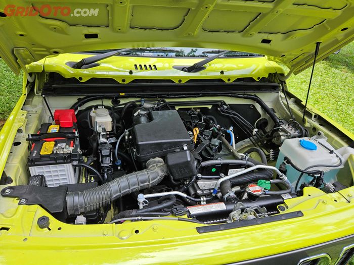 Mesin masih sama seperti varian 3 pintunya, yakni mesin K15B dengan kapasitas silinder 1.462 cc DOHC 16 katup