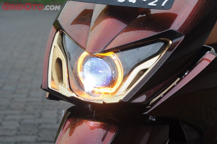 Headlamp Suzuki Nex II keren berkat penyematan projie