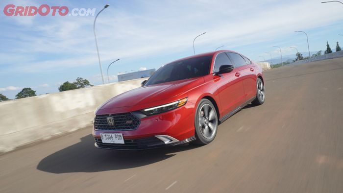 Honda Accord RS e:HEV