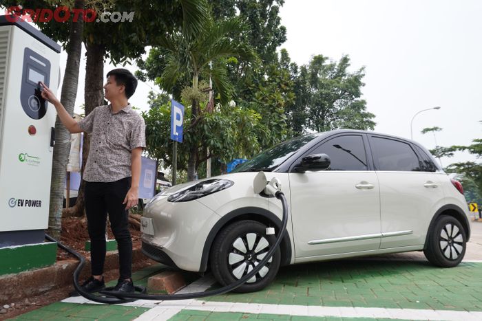 DC Charging Wuling juga tersedia di dua rest area, yakni di KM 207A di tol Palikanci dan KM 379A di tol Batang-Semarang