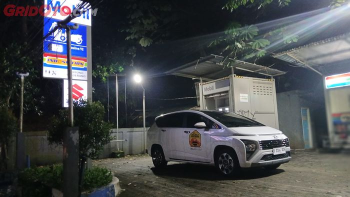 Hyundai Stargazer Prime menembus tol Trans Jawa menuju Semarang dan Yogya menggunakan Exxon Mobil