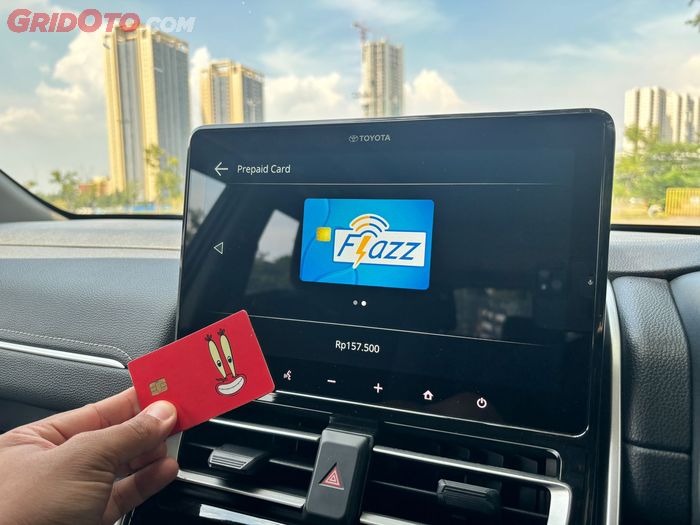 Fitur NFC bisa cek saldo baik Flazz maupun e-money