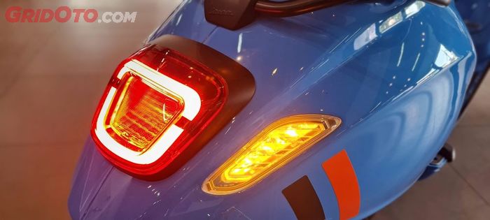 Lampu-lampu New Vespa Sprint dan Primavera baru