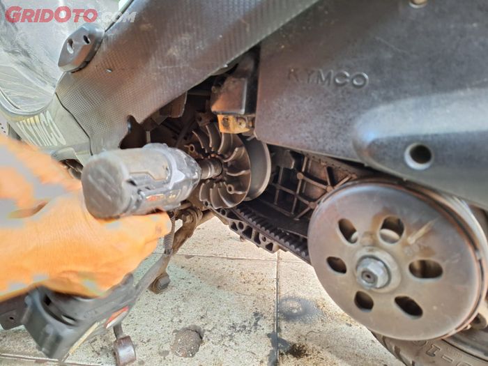 Servis CVT motor matic Kymco mulai Rp 60 ribuan 