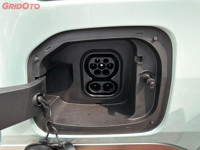 Pengisian listrik di GAC Aion Y Plus