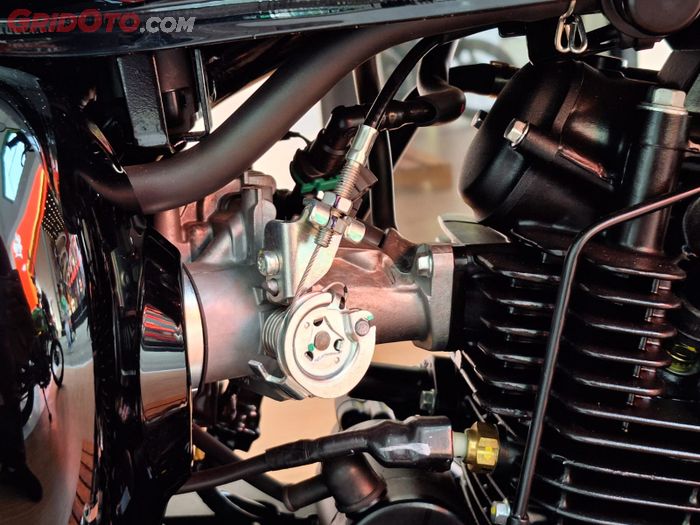 Throttle body Kawasaki W175 L yang menandakan sudah injeksi 