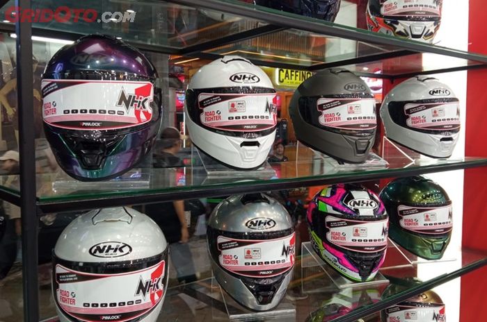 Helm NHK Mark 1 Double Visor.