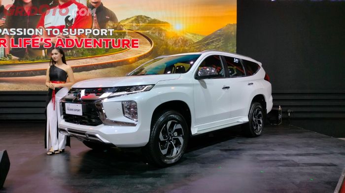 Mitsubishi New Pajero Sport mendapat penyegaran pada eksterior dan interior