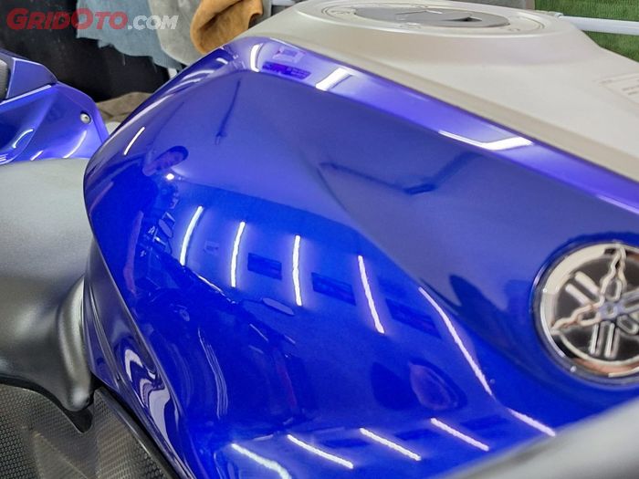 Hasil body motor setelah dipoles cairan Moto Fashion Quick Wax