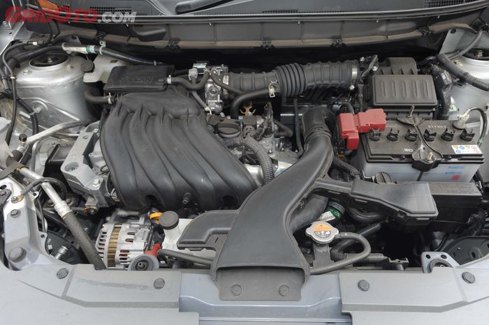 Ilustrasi mesin Nissan Grand Livina