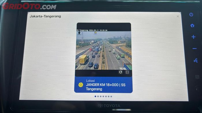 Bisa cek CCTV tol dari head unit Toyota Fortuner