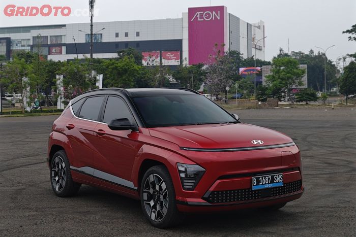Hyundai Kona Electric.