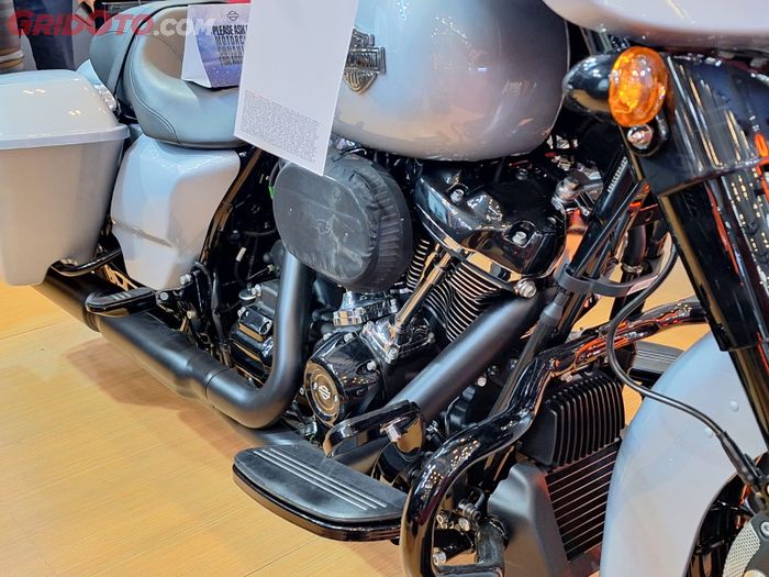 Mesinnya Milwaukee Eight 117 