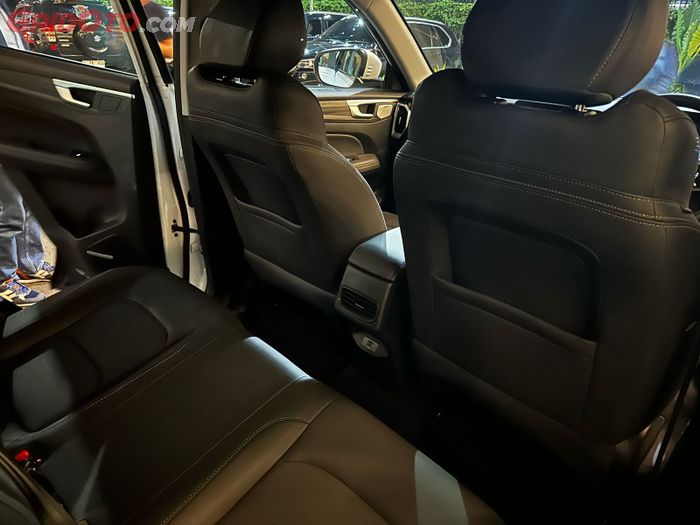 Kabin belakang mobil listrik Jetour X50e