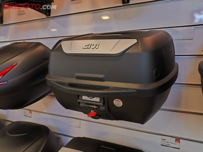 box GIVI E43 NTL dibanderol Rp 1 juta