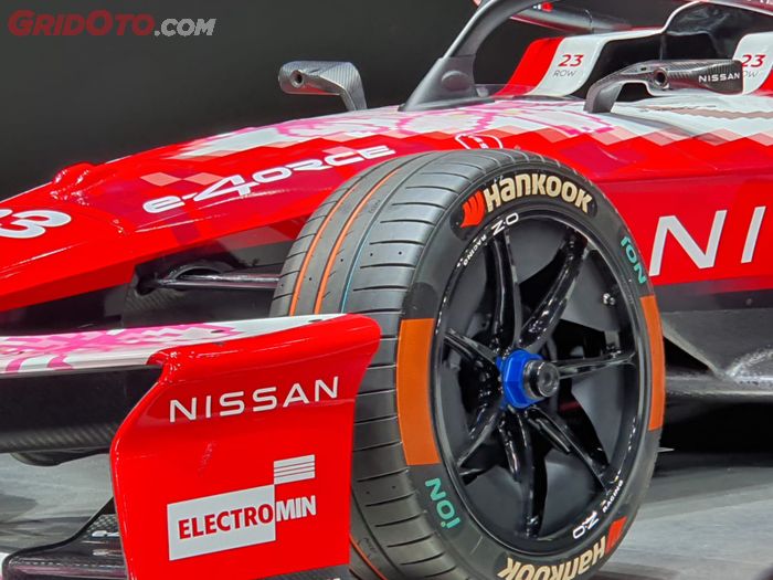 Nissan luncurkan mobil balap Formula E terbaru 