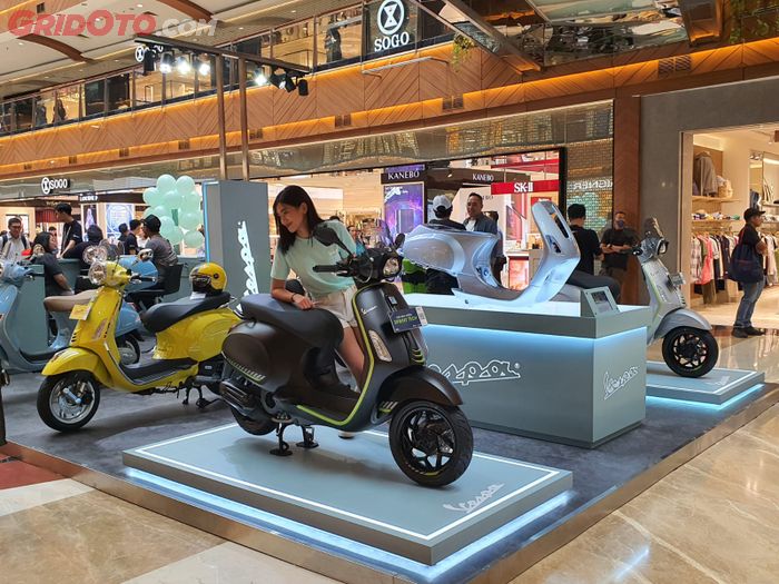 Dalam pamerah yang digelar di PIM juga dipajang Vespa Sprint Tech
