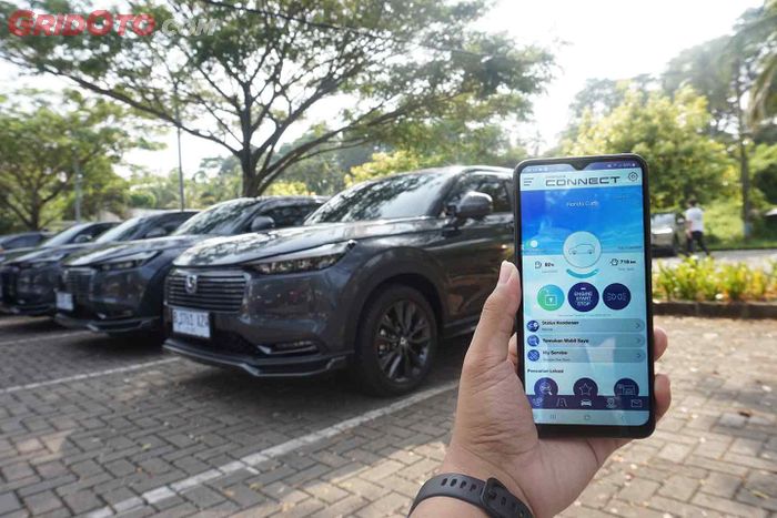 Ilustrasi Honda CONNECT untuk Honda HR-V.