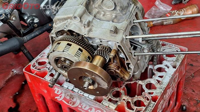 Berdamai dengan keadaan, penyakit Suzuki Shogun 125 ini malah jadi ciri khas 