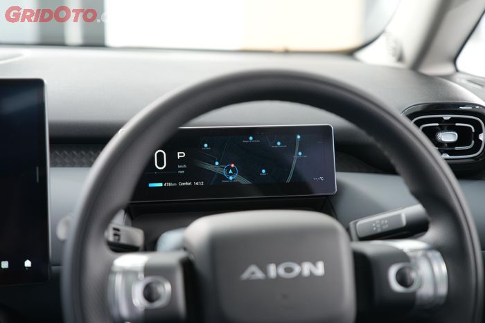 Panel instrumen AION UT layar LCD 8,8 inci