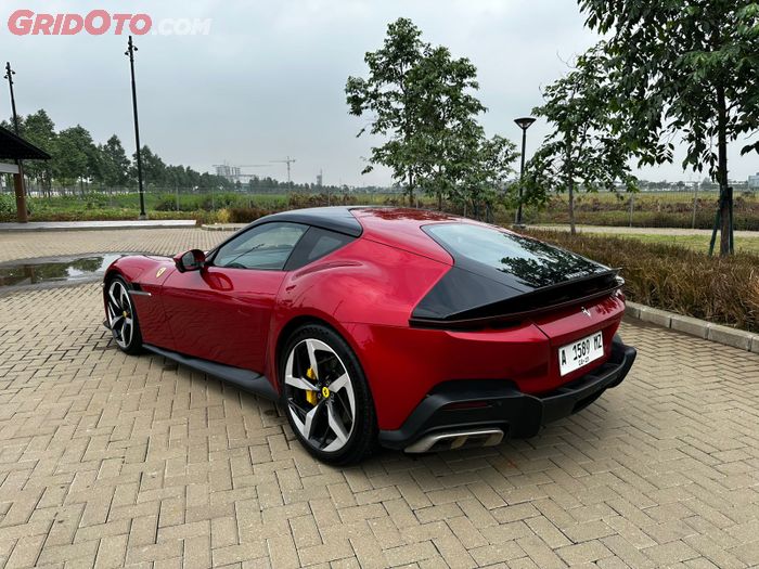 Ferrari 12Cilindri 2025