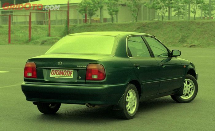 Suzuki Baleno 1.6 MT 1996