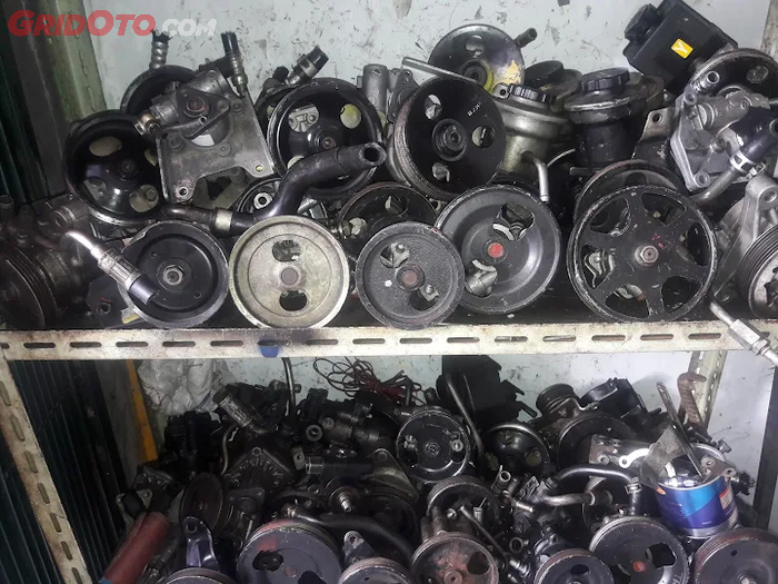 Ilustras power steering mobil bekas