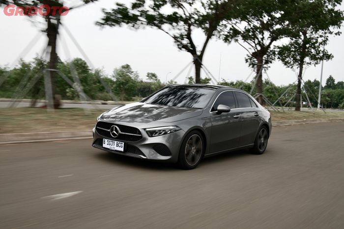 Konsumsi BBM Mercedes-Benz A200 setara dengan kakaknya C200