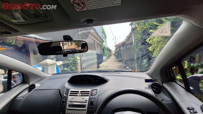Masuk jalan sempit enggak panik lagi karena berpatokan dengan wiper 