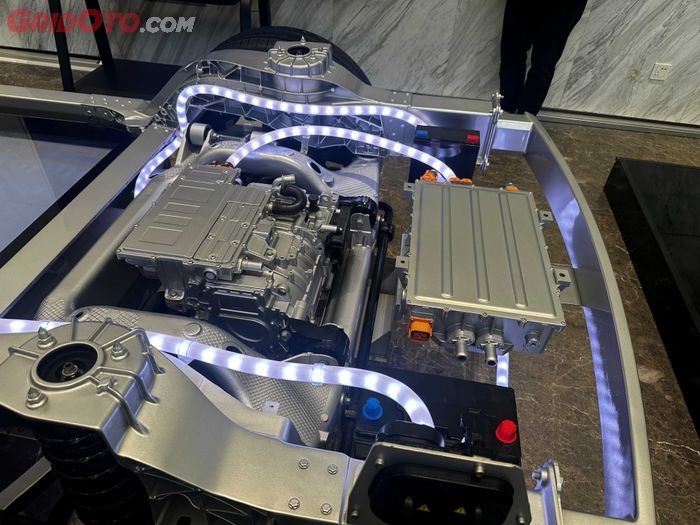 Umumnya jarak tempuh baterai mobil REEV bisa lebih jauh dari PHEV